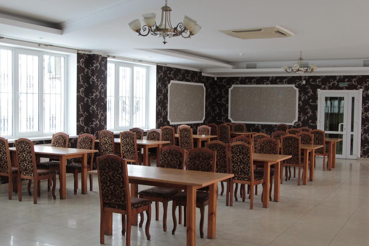 Karavan Hotel Bila Krynytsya  Exterior photo